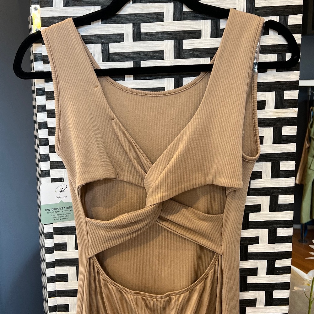 Twist Back Ribbed Dress - Picture 2 of 3